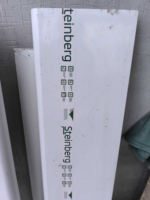 Пластиковий ПВХ підвіконник