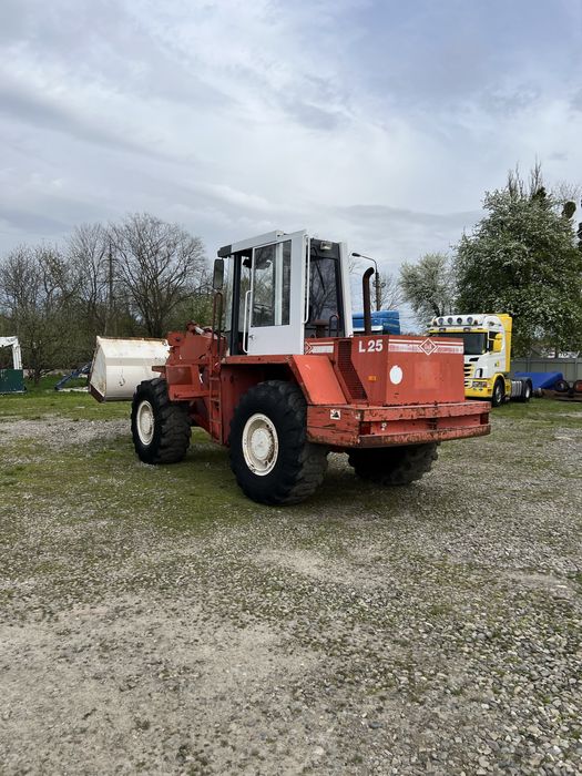 Фронтальний навантажувач O&K L 25