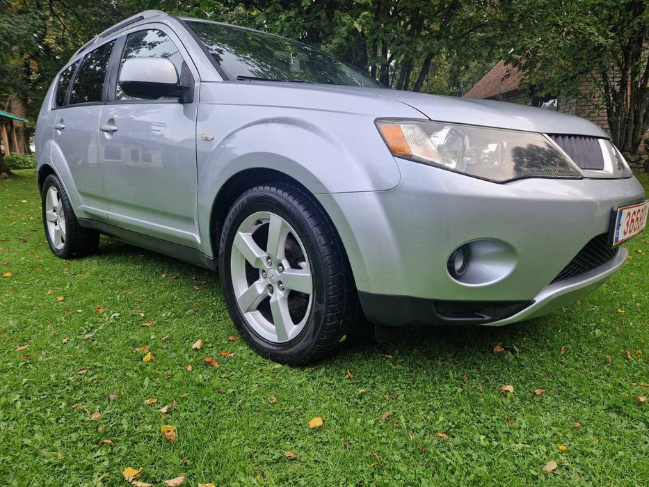 Mitsubishi outlander