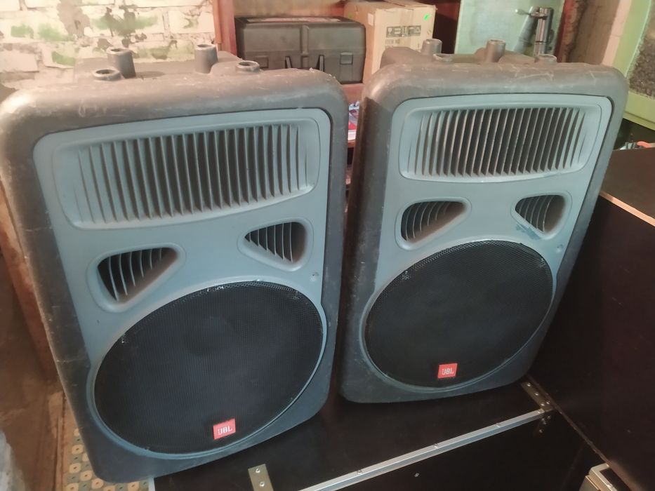JBL EON G2, JBL SUB G1 kolumny aktywne.