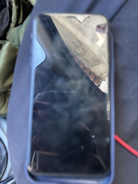 Iphone 11 e bom estado