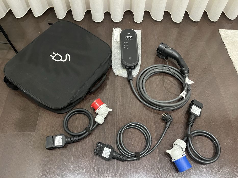 Cabo domestico / Carregador eletrico Audi E-tron 11Kw 3x16A - Original / Como Novo