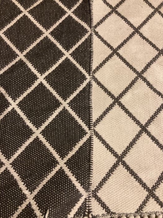 2 Tapetes algodão desenho geométrico preto e branco 70x140 cm