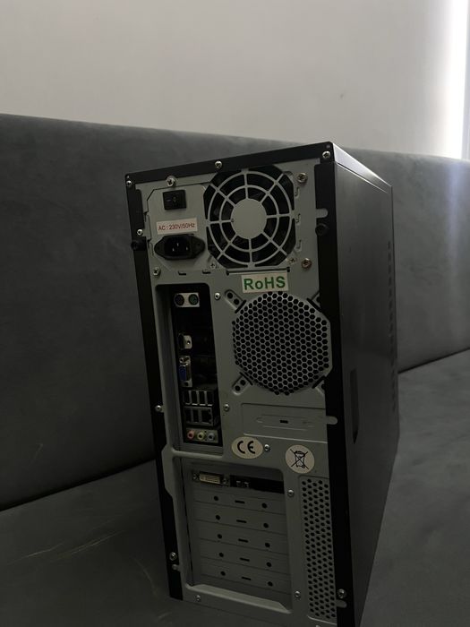 Komputer stacjonarny biurowy – i5 / 6GB RAM / HDD