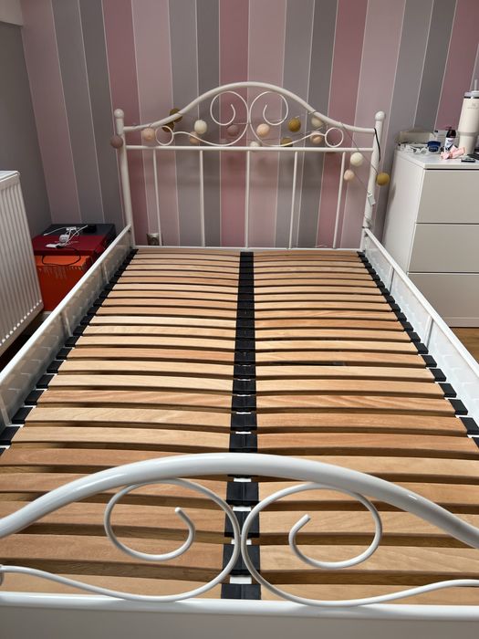 lozko 120x200 ze stelażem (mozliwość z materacem)