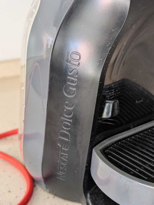 Máquina de Café KRUPS Dolce Gusto