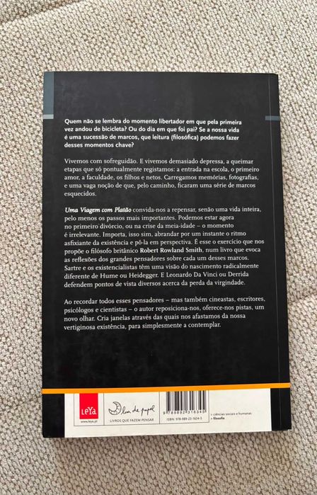 Livro "Uma viagem com platão" de Robert Rowland Smith