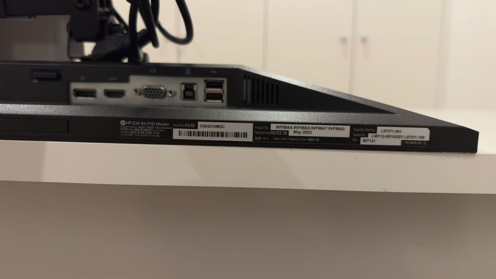 Monitor HP E24 G4 de 24”