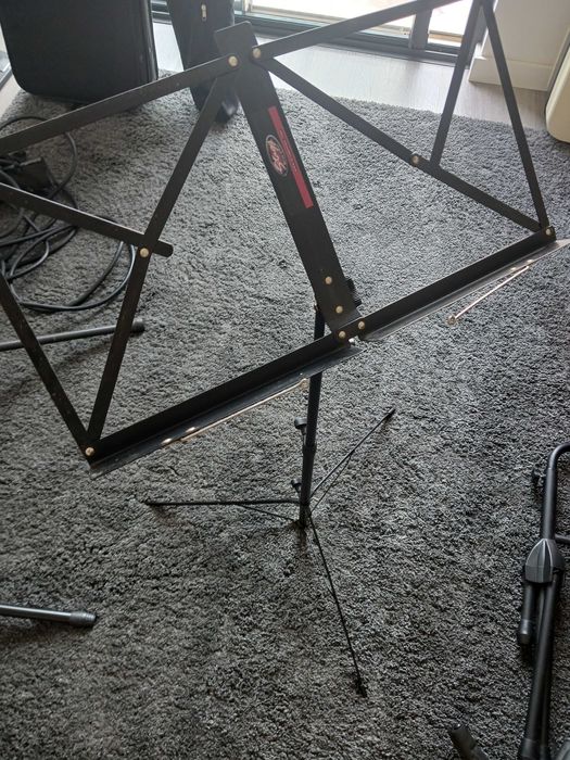 Painel de luzes Led para palco com strober e 2 lasers.