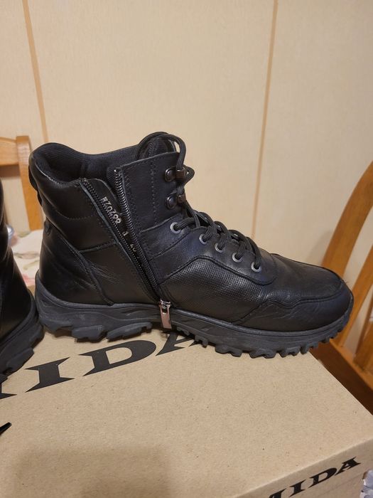 Черевики зимні б/в