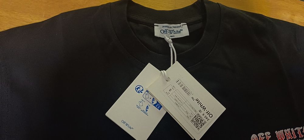 Off white t-shirt s,m,L,