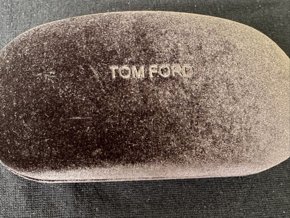 Etui na okulary Tom Ford kolor czekoladowy, lekko uzywane