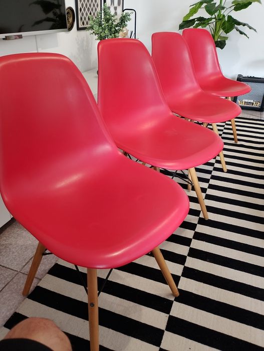 Conjunto 4 cadeiras estilo Eames