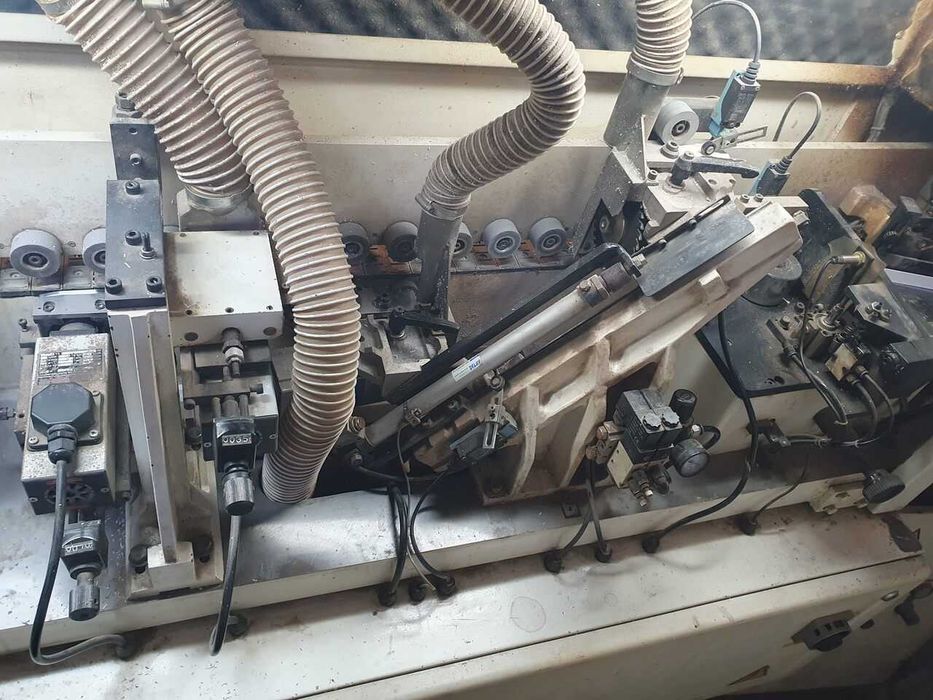 Okleiniarka krawedziowa ATILA MF508