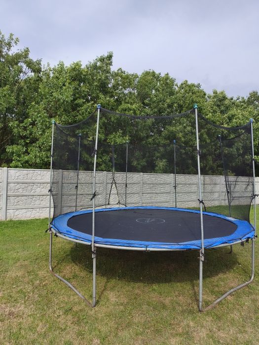 Trampolina ogrodowa duża
