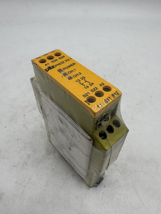 Pilz PNOZ X2.1 774306 24VAC/DC 2n/o