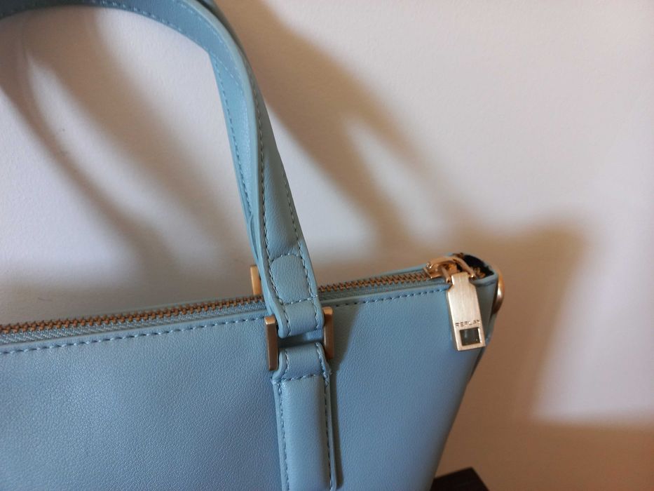 Mala nova e original marca Replay