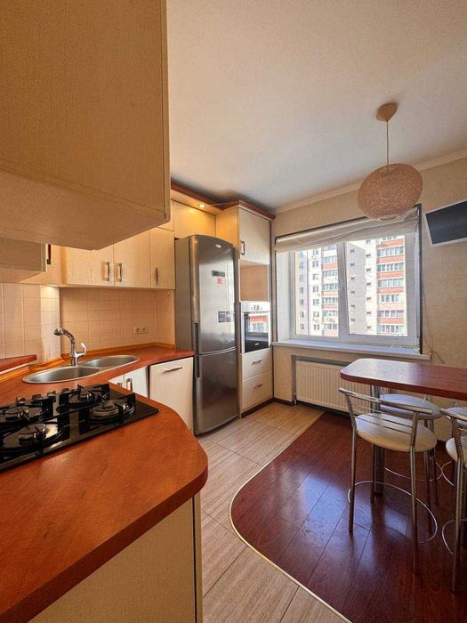 Продам  2-комнатную квартиру в ж/м «Радужный» —дом  с газом!