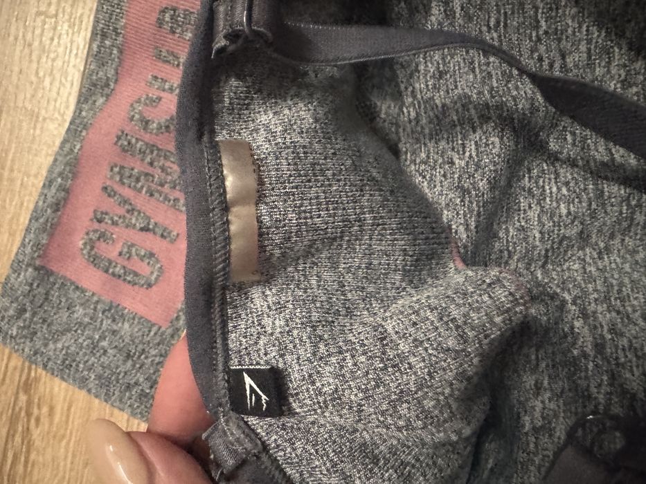 Komplet sportowy legginsy top gymshark