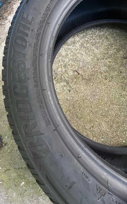 Komp. opon Bridgestone 225/55R18 Demo