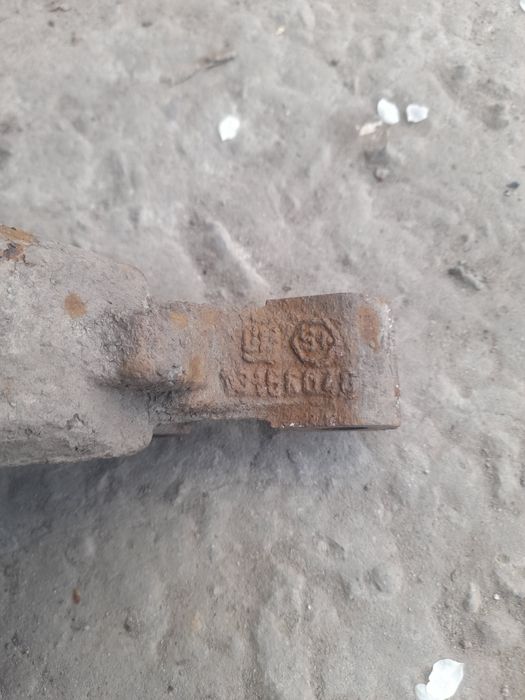 Кулак поворотний Опель