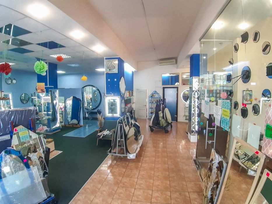 Продажа помещения в оживленном месте ул. Портовая, рядом ДК "Кирова".