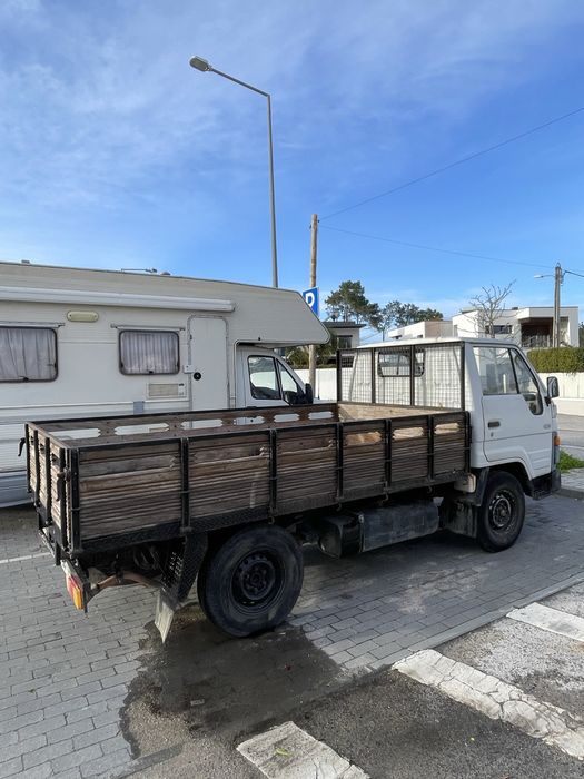 Serviços de Carrinha mudanças e obras