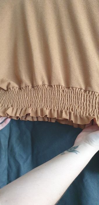 Blusa curtinha camel