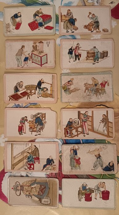 Cartões de cigarro antigos