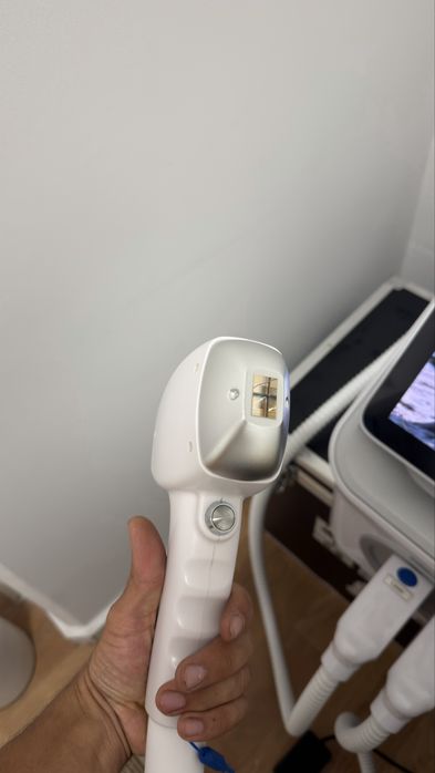 Máquina Laser Díodo Soprano Titanium + Remoção de Tatuagens | Profissional