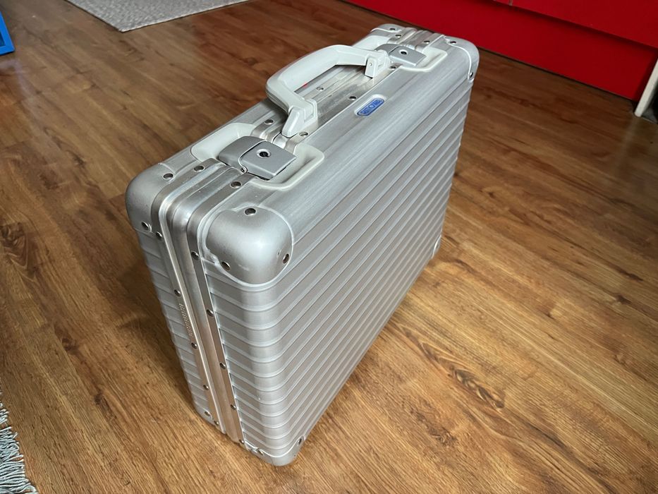 Rimowa briefcase attaché