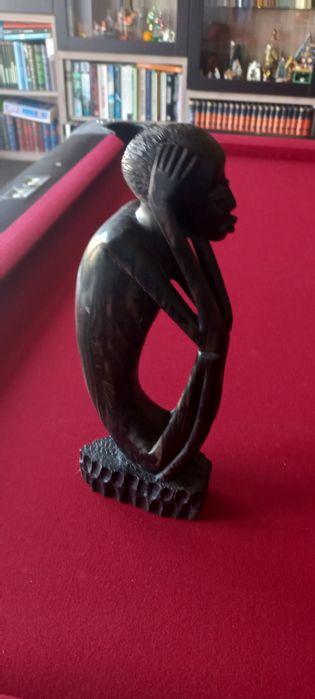 Estatueta de Angola