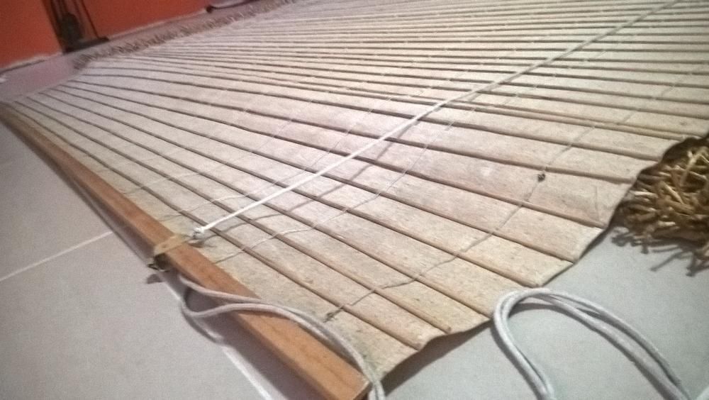 2 Cortinados tecido indiano de grande qualidade usados em bom estado