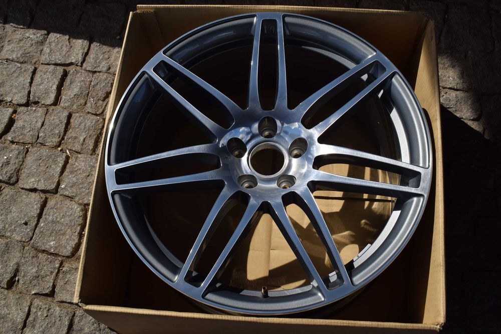 Felga oryginał Audi OE A7 S7 A8 S8 9.0 x 20" 5x112 ET 37 4H0 nowa