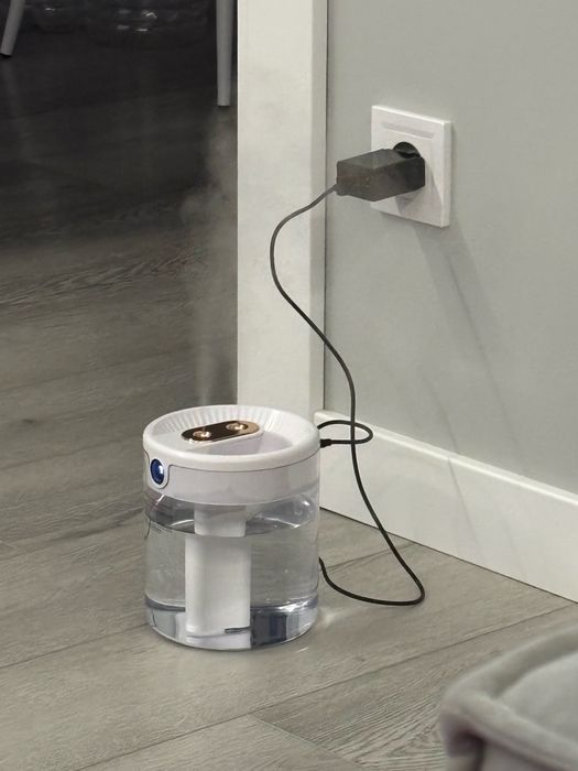 Зволожувач повітря 2л