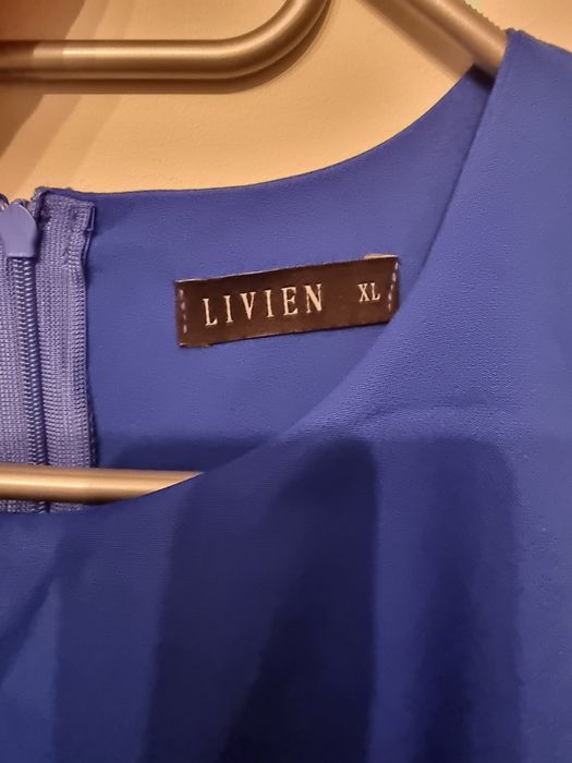 Chabrowy kombinezon.