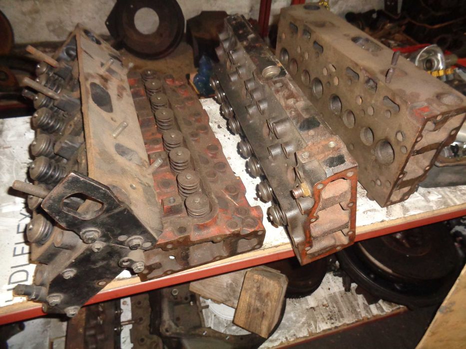 Głowica silnika  4-cylindrowego Perkins 1004-40/1004-4 AA/AB/AP