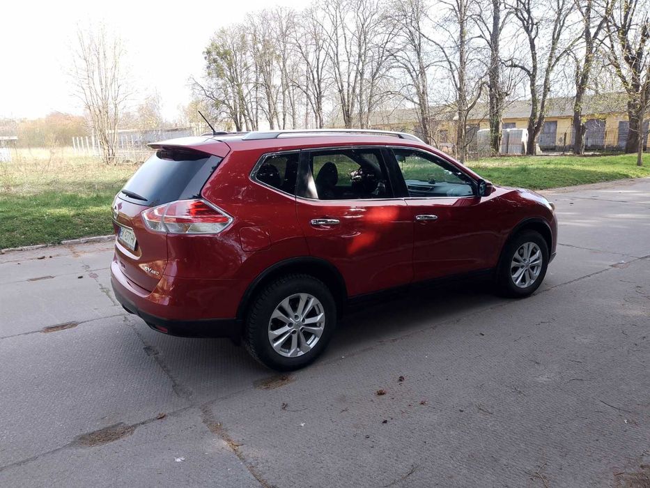 Nissan Rogue 2016 року