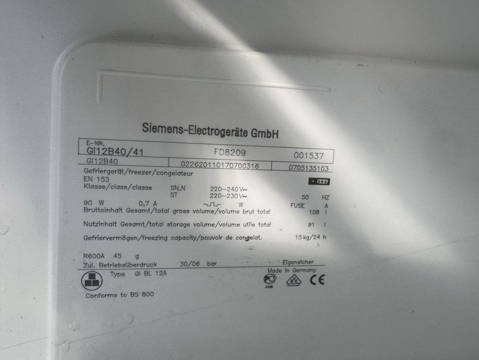 Zamrażarka firmy Siemens model Gi12b40 A+ 87 cm wys 4 kosze