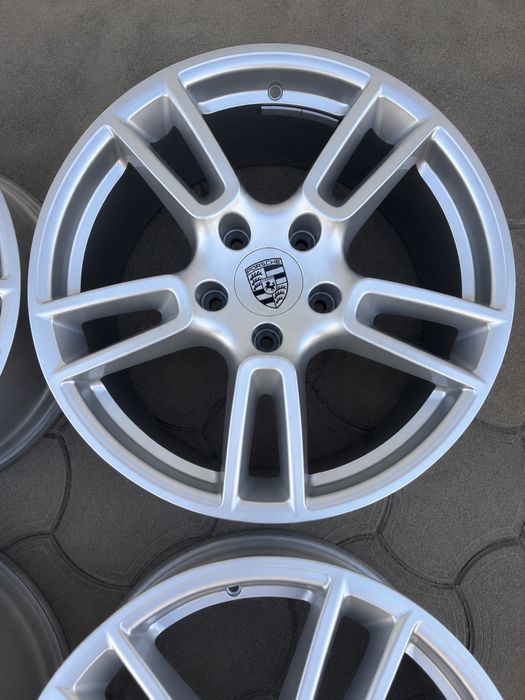 Диски R19  5x130 Porsche Panamera Різноширокі
