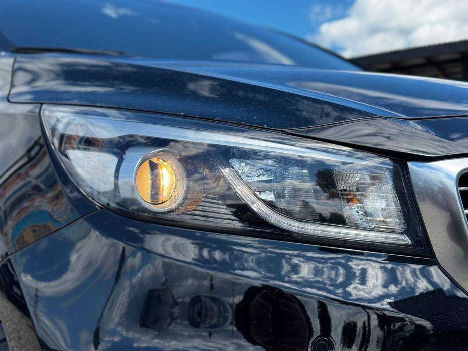 KIA CARNIVAL 2.2 дизель