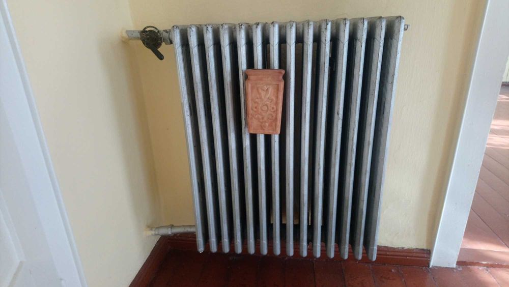 Piękne żeliwne kaloryfery - antyki