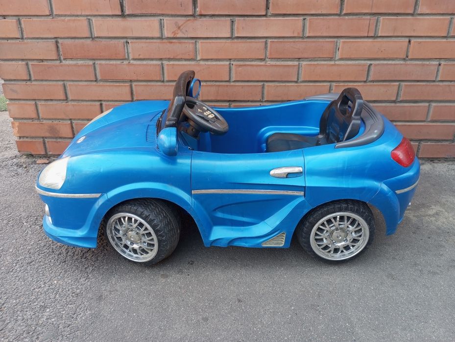 Продам Электромашину Детскую