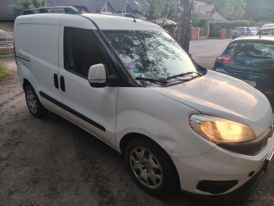 Fiat Doblo 2.0 diesel kamera cofania klima niski przebieg 113tys okazja a