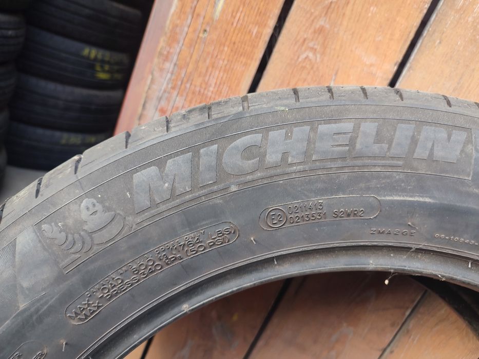 Dwie opony Michelin Latitude Sport 225/60/18 100H
