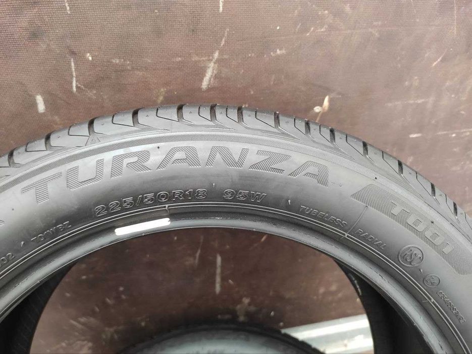 Bridgestone Turanza T001 225/50r18 4шт, ЛЕТО. Привезены из Германии