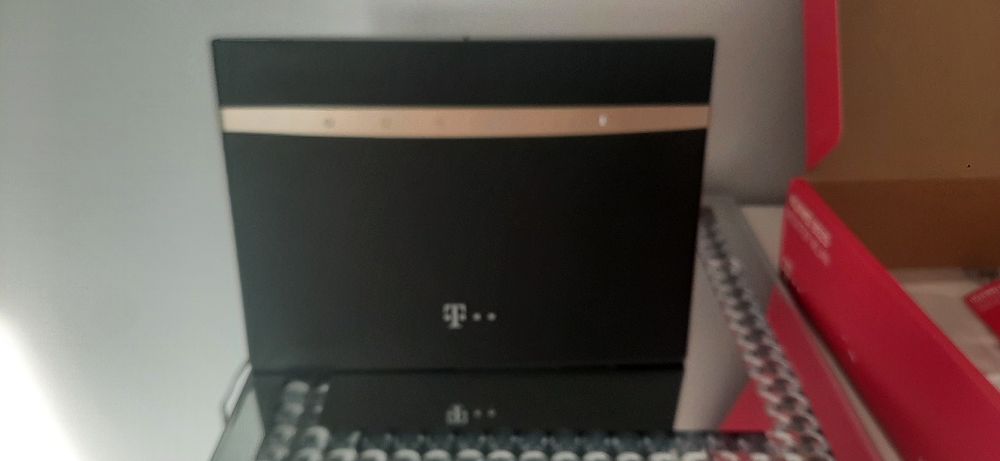 Huawei B525s-23a lte WiFi do 300mb/s  2.4ghz 5ghz