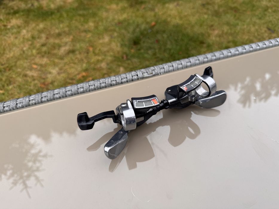 Manetki Przerzutek Shimano Ultegra SL-R770 2/3x10s Szosowe Flat Bar