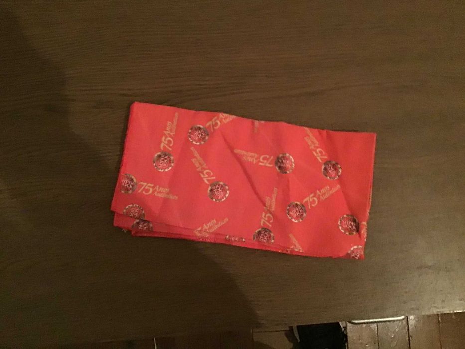 lenco vermelho super bock