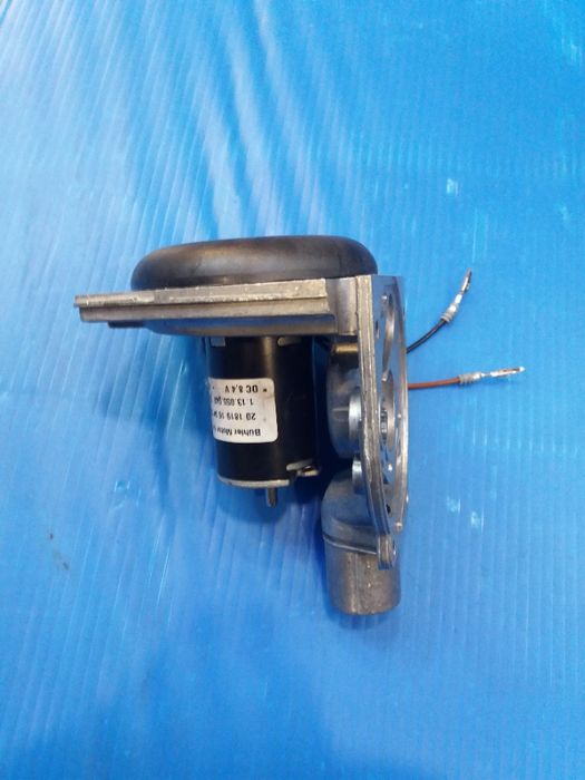 Нагнетатель воздуха Eberspaecher Hydronic .